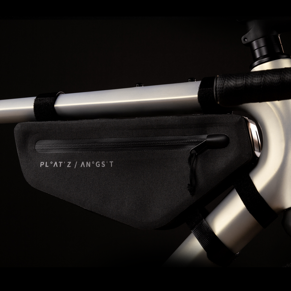 Platzangst Triangle Bag 2.0 - schwarz 3