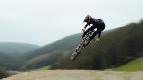 Jonas Salamon sprint mit MTB